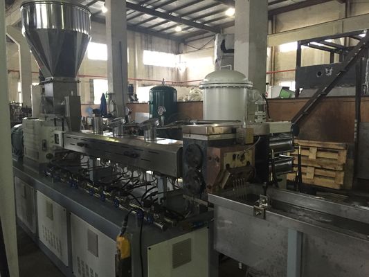 Máquina de extrusão industrial de parafusos duplos Máquina de composição elétrica de plásticos Automática
